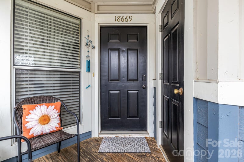 18669 Vineyard Point Ln, Cornelius, NC 28031