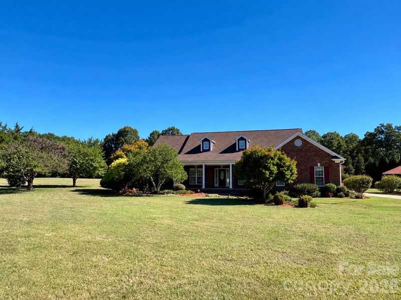 1501 Cox Rd, Matthews, NC 28104