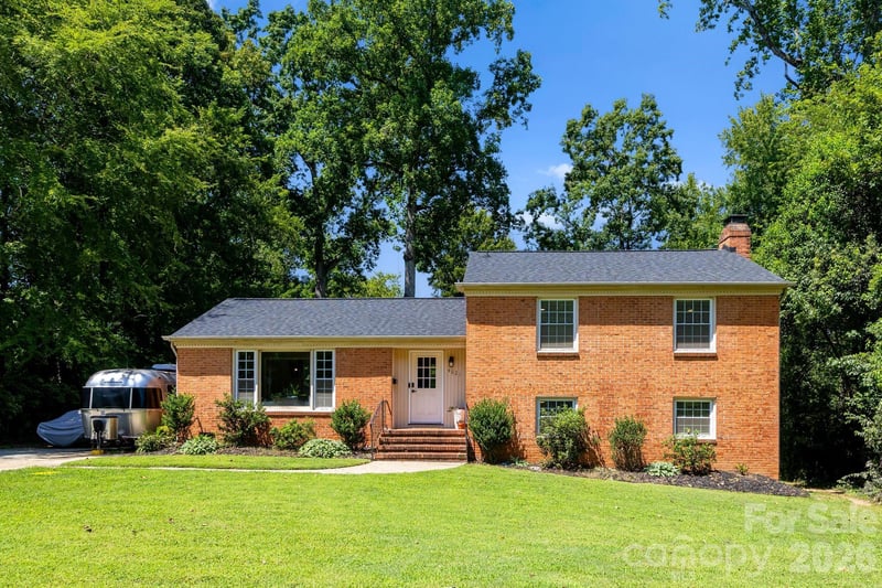 4021 Rutherford Dr, Charlotte, NC 28210