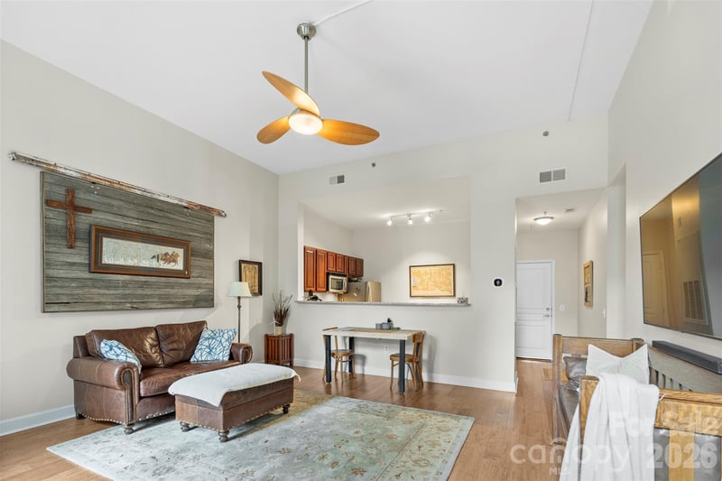 1315 East Blvd #203, Charlotte, NC 28203