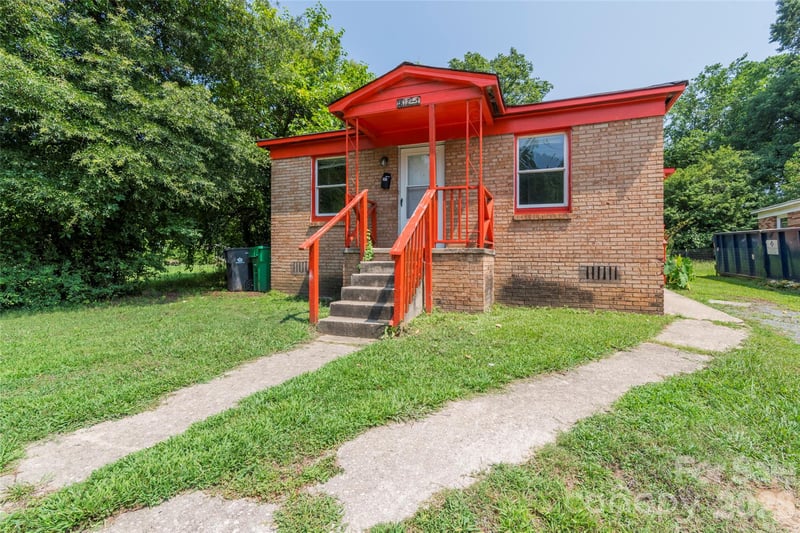 1812 Catherine Simmons Ave #1 & 2, Charlotte, NC 28216