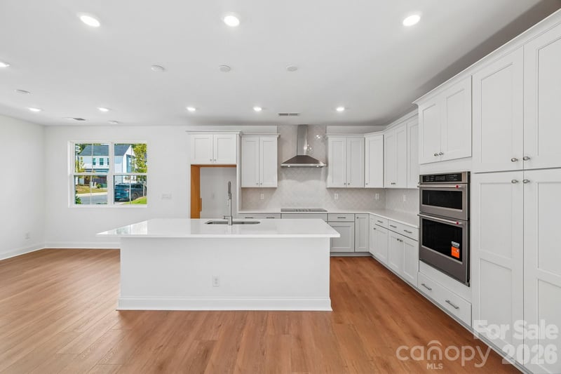 1009 Cobalt Dr, Tega Cay, SC 29708