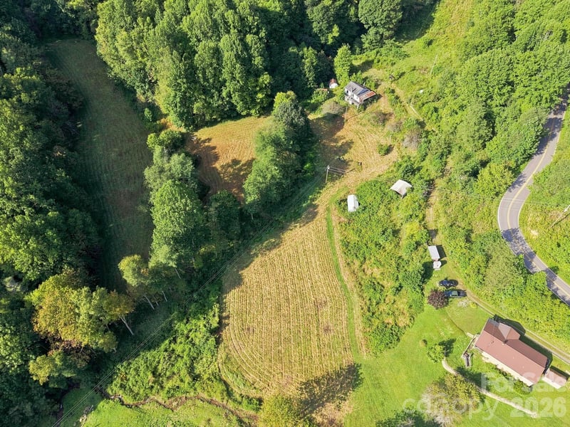1487 Poplar Gap Rd, Hot Springs, NC 28754