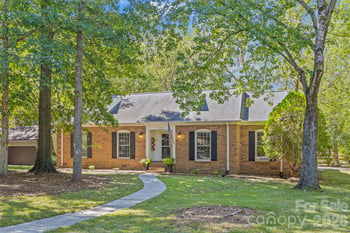 511 Morning Dale Rd, Matthews, NC 28105