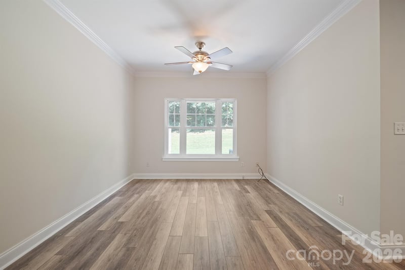106 Sherman Oaks Ln, Mooresville, NC 28115