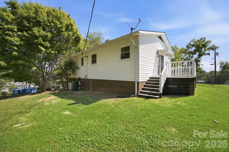 1720 Valwood St, Kannapolis, NC 28083