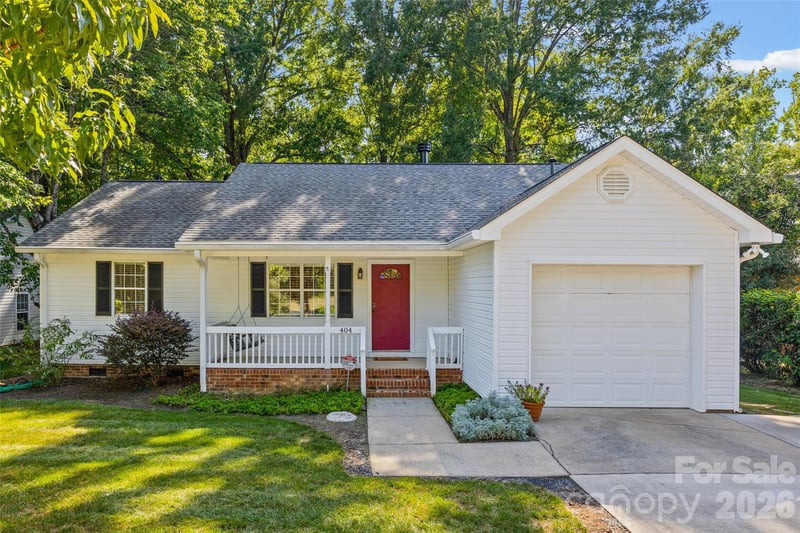 404 Sadie Dr, Matthews, NC 28105