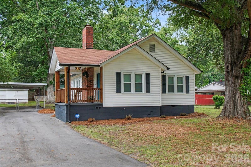 1521 Blackwood St, Gastonia, NC 28052