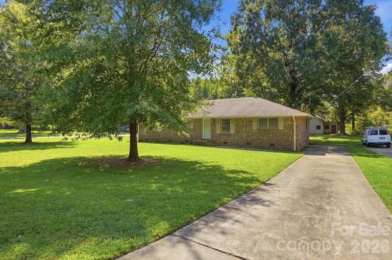 8051 S Way Rd, Charlotte, NC 28215