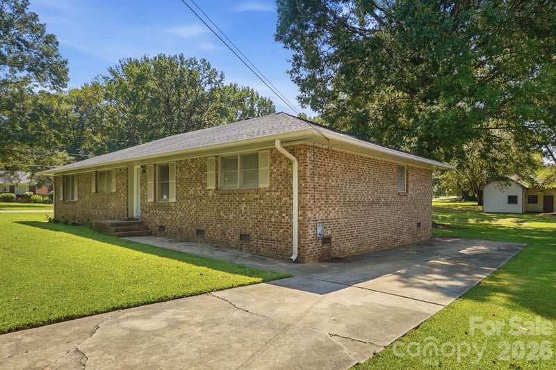 8051 S Way Rd, Charlotte, NC 28215