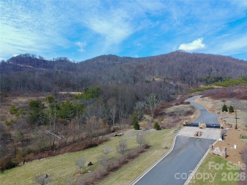 0 Summit Hills Dr, Candler, NC 28716