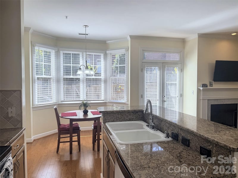 968 Park Slope Dr, Charlotte, NC 28209