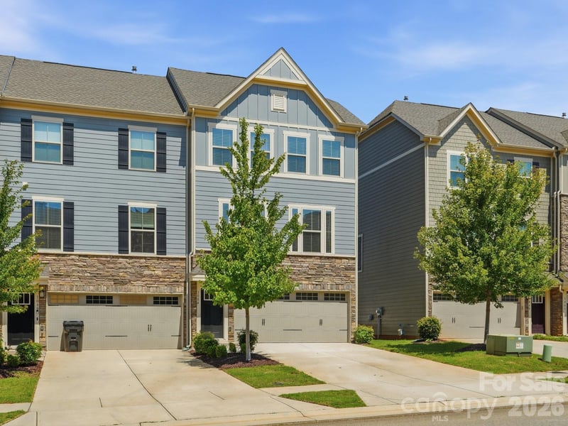 108 Helm Ln #A, Mooresville, NC 28117