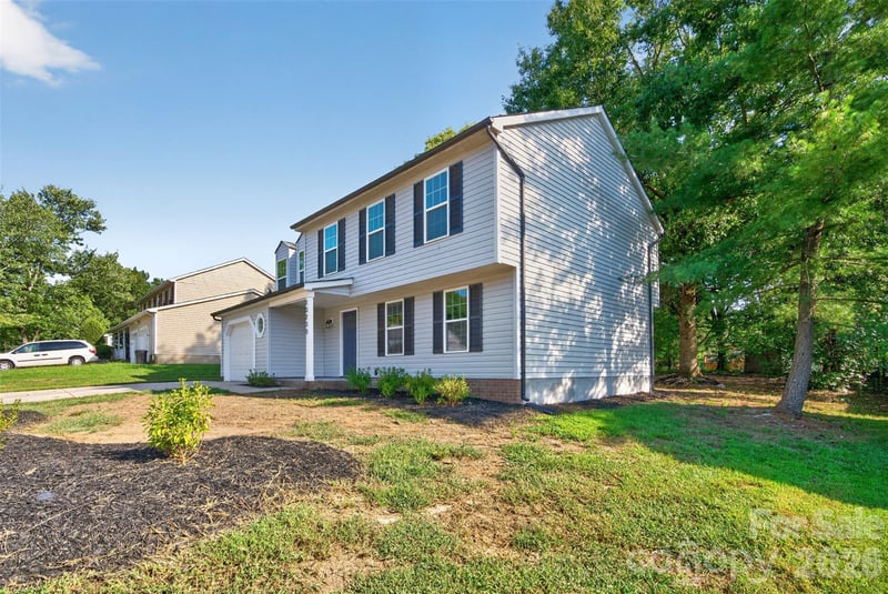 10730 Downpatrick Pl, Charlotte, NC 28262