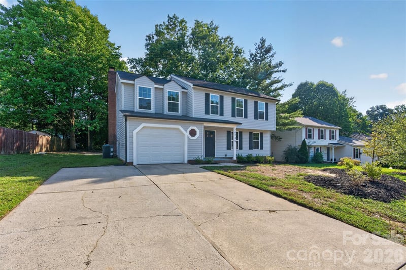 10730 Downpatrick Pl, Charlotte, NC 28262
