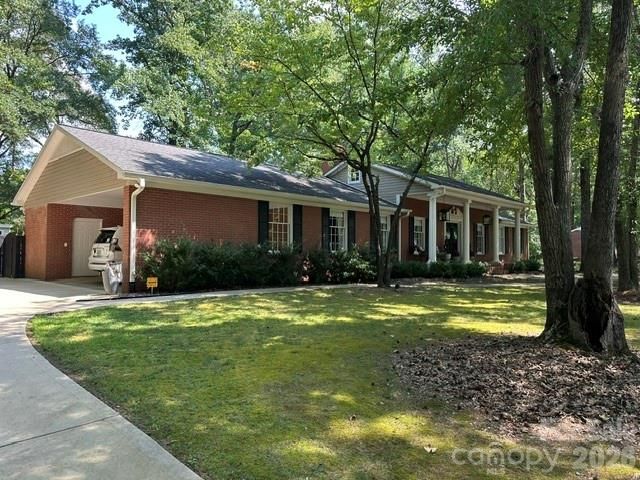 1414 Clark Pl, Lancaster, SC 29720