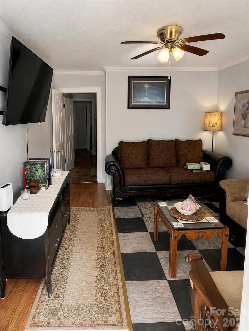 900 Alma Ave, Kannapolis, NC 28081