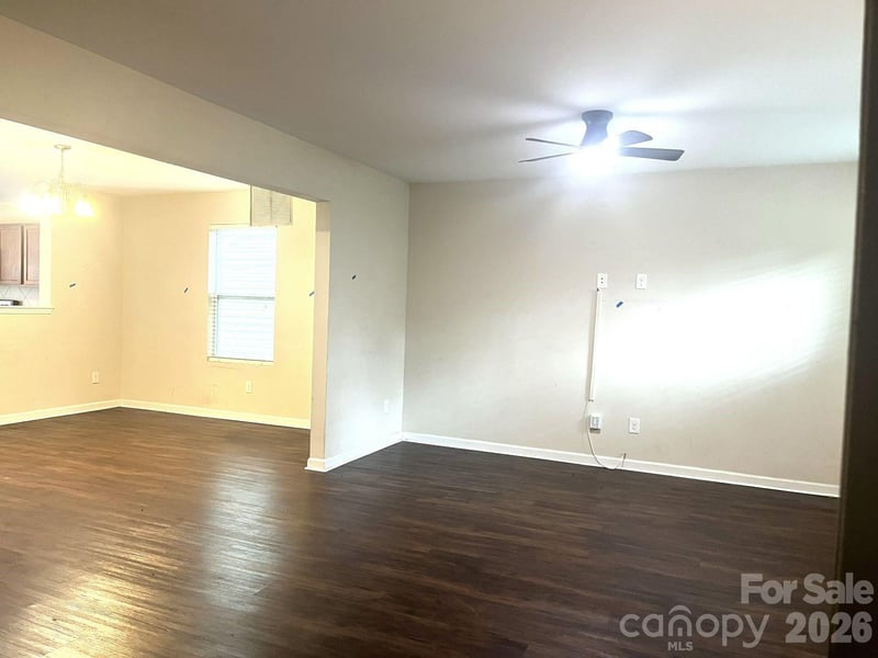 10738 Derryrush Dr, Charlotte, NC 28213