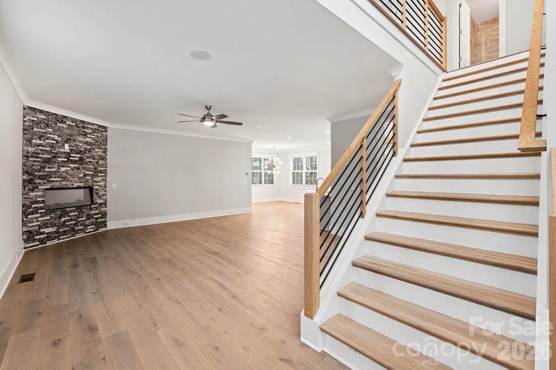 2305 Sanders Ave, Charlotte, NC 28216