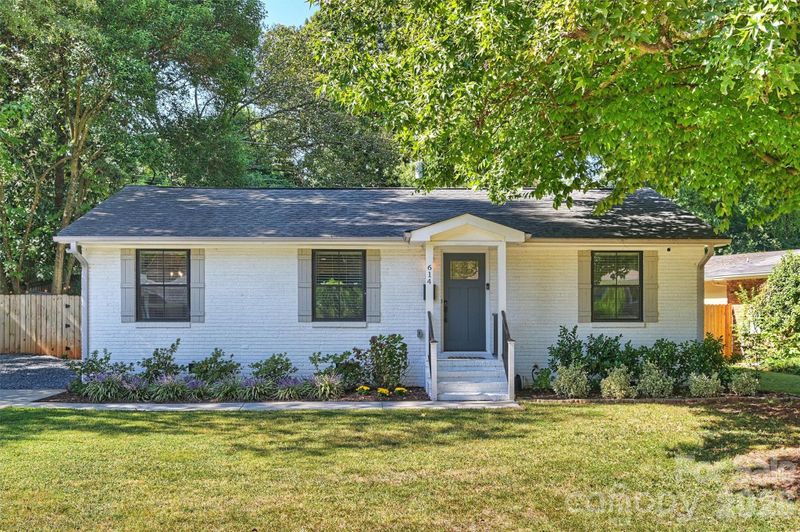 614 Cooper Dr, Charlotte, NC 28210