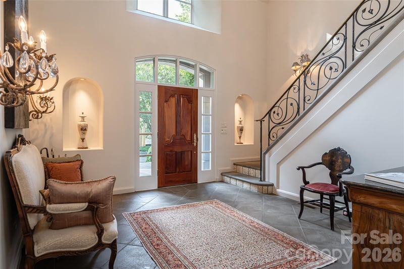 6 Frith Dr, Asheville, NC 28803