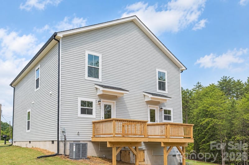 239-241 6th Avenue Dr SW, Conover, NC 28613