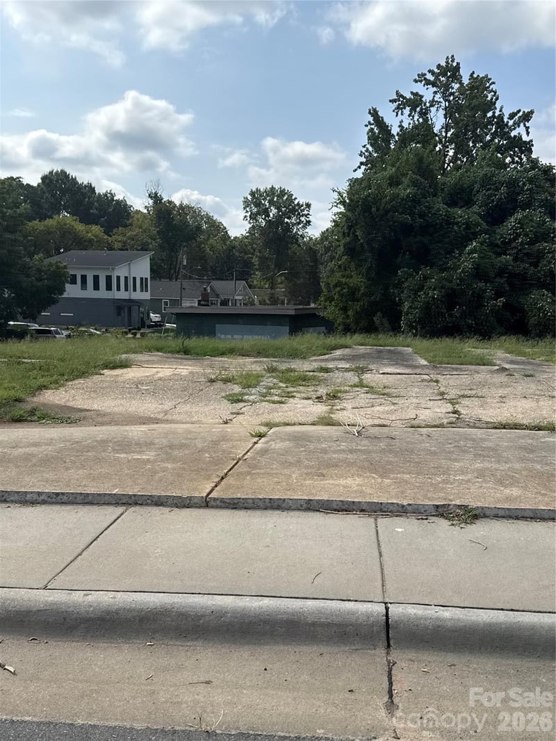 1200 Parkwood Ave, Charlotte, NC 28205