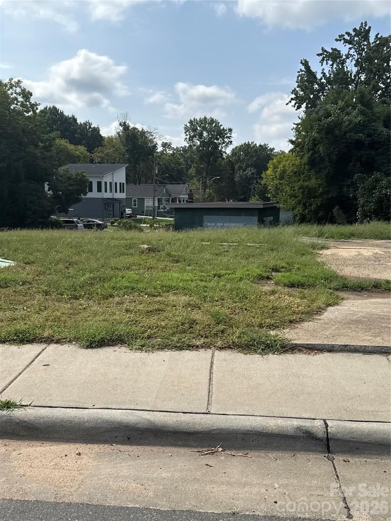 1200 Parkwood Ave, Charlotte, NC 28205