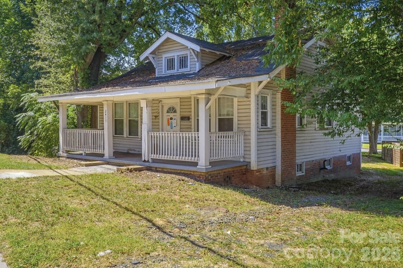 2417 The Pz, Charlotte, NC 28205