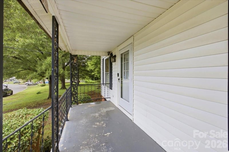 8512 Colgate Cir, Charlotte, NC 28214