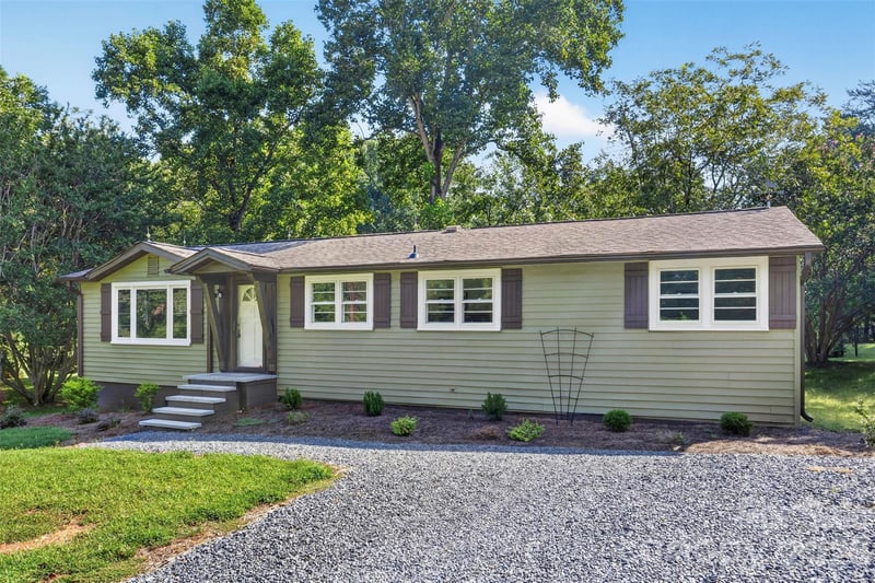 435 Mahaffey Dr, Salisbury, NC 28146