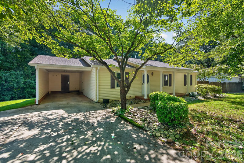 304 Hickory Ln, Salisbury, NC 28147