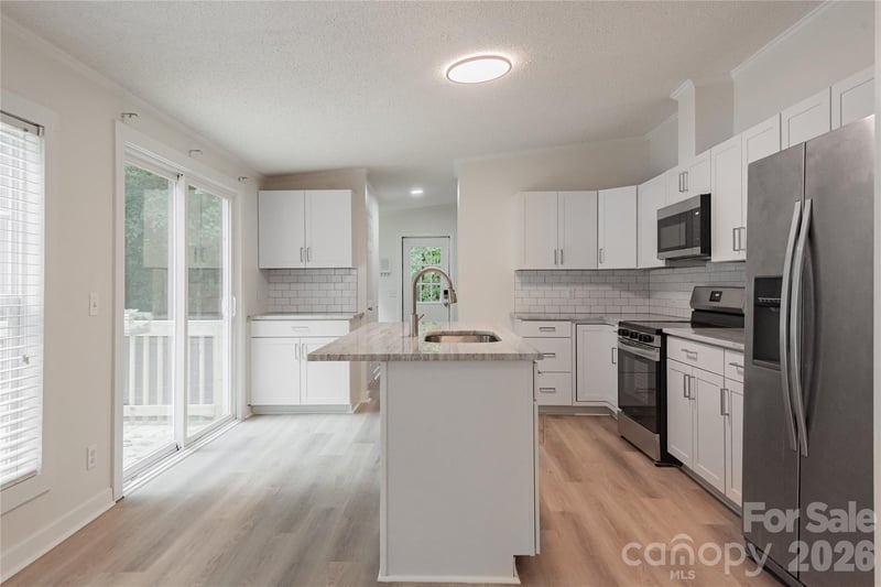 141 Tommys Ln, Mooresville, NC 28117