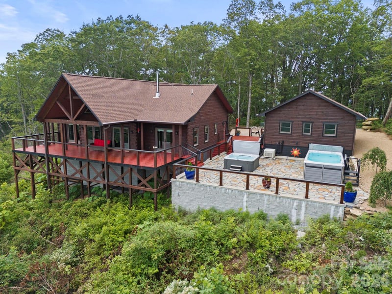 2107 Miller Mountain Rd, Saluda, NC 28773