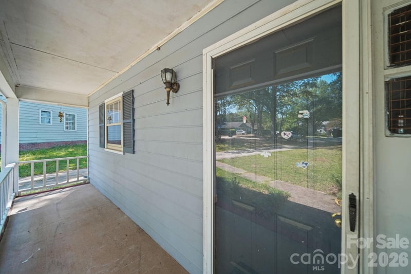 4301 Claybury Ct, Charlotte, NC 28227