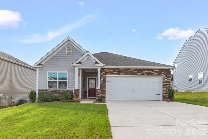 3865 Maxwell Henry Ln NW, Conover, NC 28613