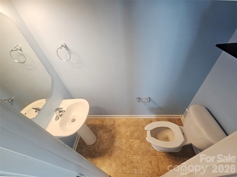 4657 Johnston Oehler Rd, Charlotte, NC 28269