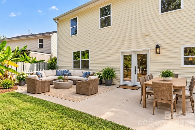 2234 Savannah Hills Dr, Charlotte, NC 28105