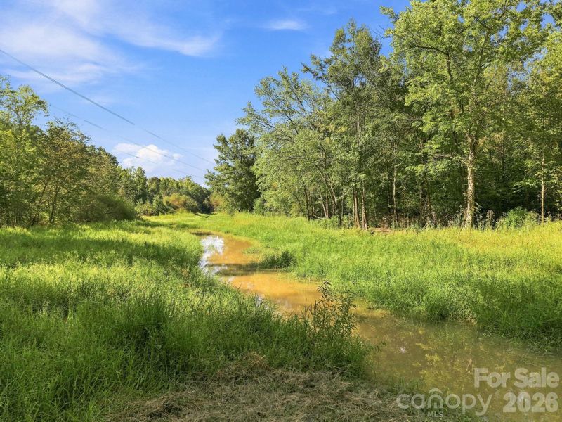 6680 Emerald Isle Dr, Sherrills Ford, NC 28673