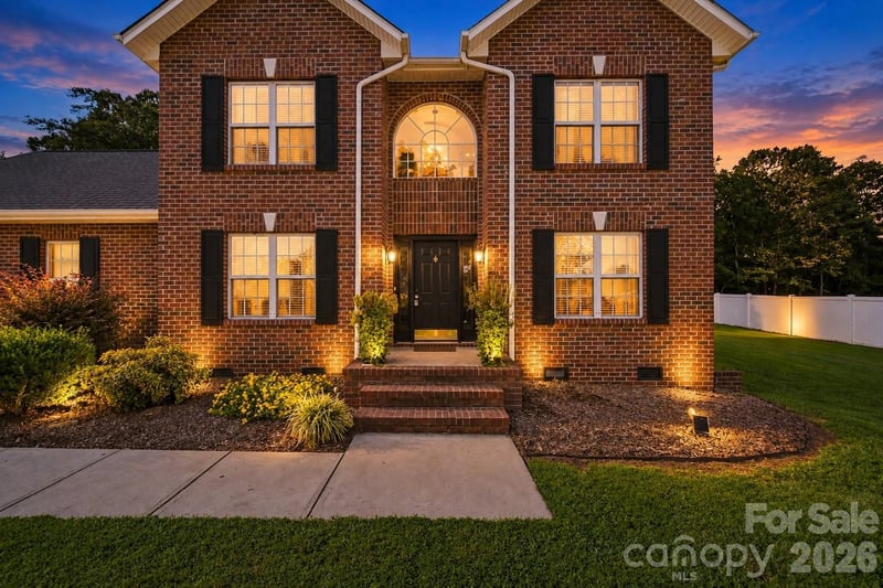 5171 Butner Dr, Hickory, NC 28602