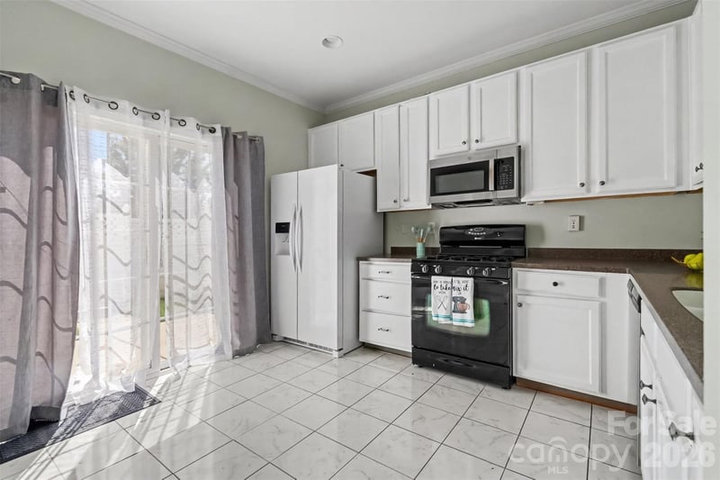 8033 Willow Branch Dr, Waxhaw, NC 28173
