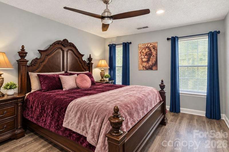 8324 Russell Rd, Charlotte, NC 28262