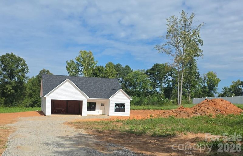 3373 Red Doc Rd, Lancaster, SC 29720