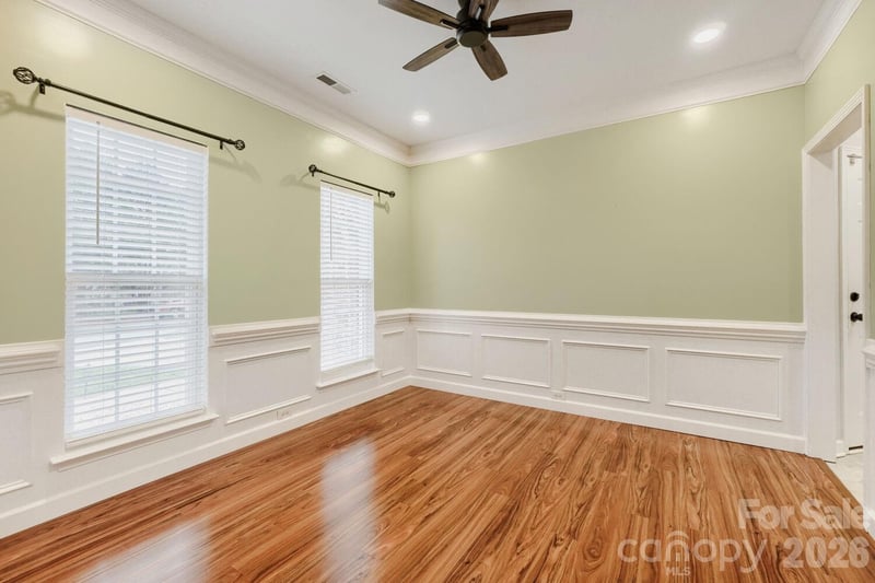12015 Hampton Place Dr, Charlotte, NC 28269