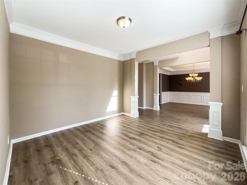 1112 Tranquil Falls Ln, Matthews, NC 28104