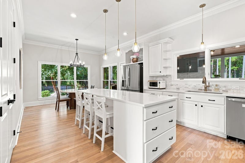108 Dunn Ross Ct, Mooresville, NC 28117