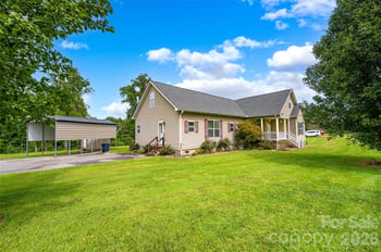 326 Dowell Rd, Olin, NC 28660