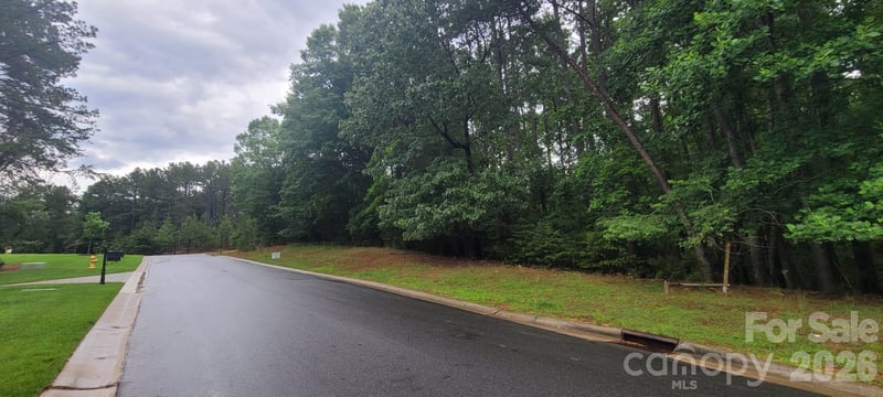4000 Beechwood Spring Ln, Belmont, NC 28012