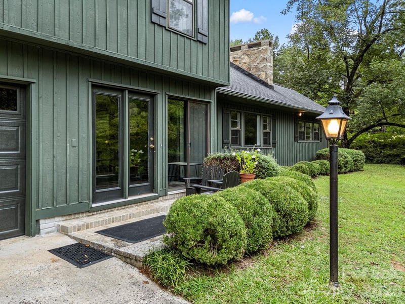 1164 Garrett Rd, Mill Spring, NC 28756