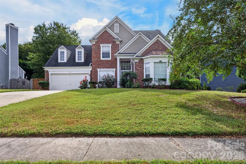 11325 Longhedge Ln, Charlotte, NC 28273